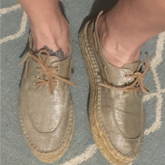 Tory burch metallic espadrille (boating) shoes sz 9 (fits me though & im a 8.5) - Picture 3 of 8
